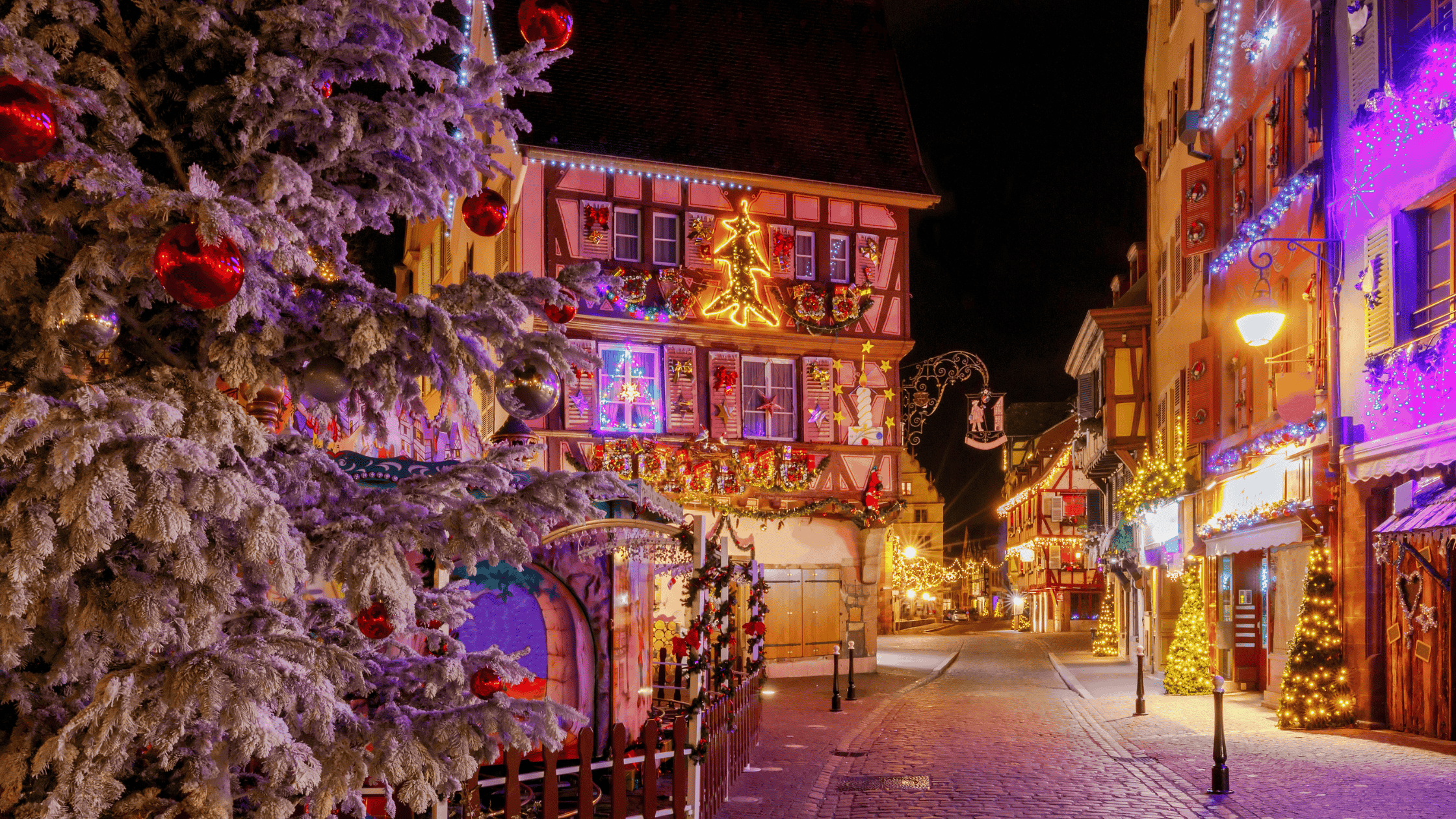 Best places to visit during Christmas for a festive atmosphere